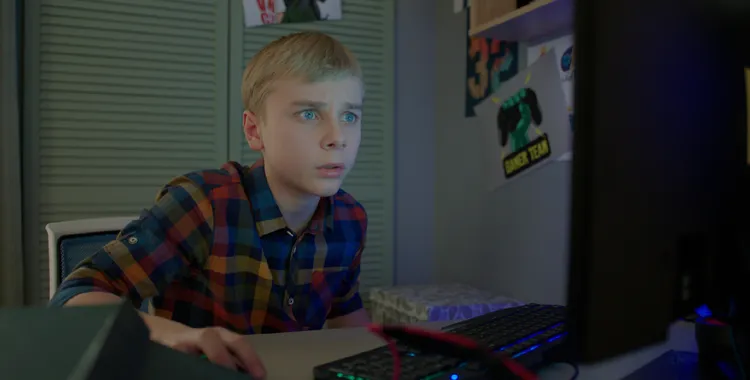 Макс из родителей почему ушел. Макс из родителей почему ушел