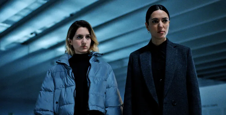 Киберсталкер 2021. Киберсталкер 2021. Тео фернандез киберсталкер. Киберсталкер 2021. Лукас киберсталкер.