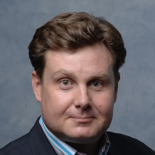 Константин Карасик - биография, фильмография, фотографии актёра