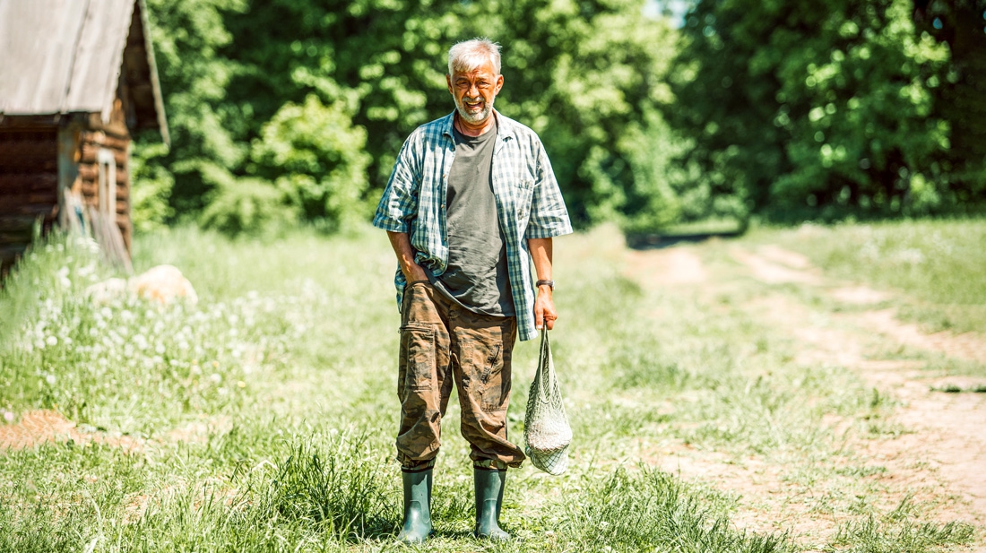станислав боклан и дарья петрожицкая. николай добрынин 2021. старенький дедушка. дедушка. главный герой дедов.