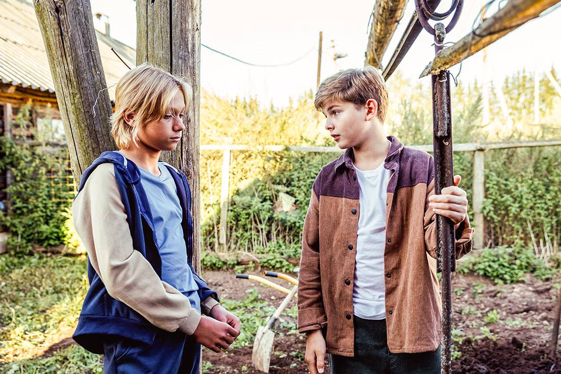 Многодетство 2024. Многодетствосериал 2024. Пост к фильму многодетсво. Многодетство 2024. Многодетство 2024.